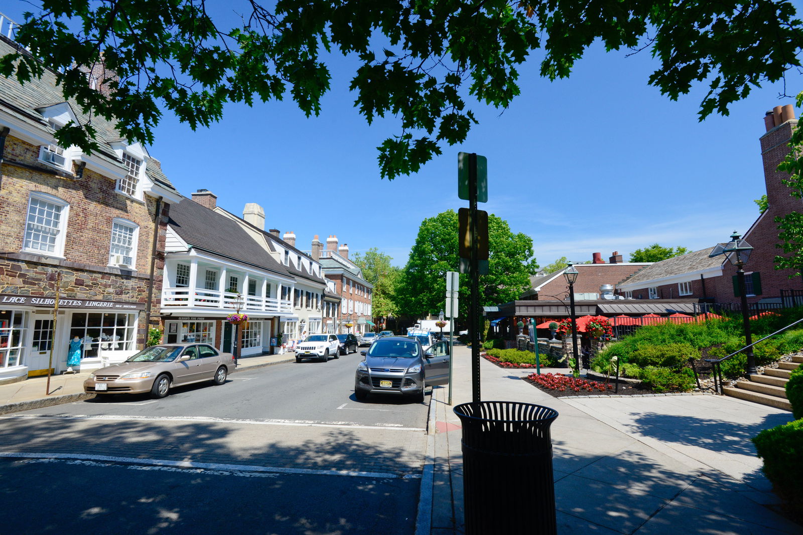 Nassau Inn - thumb 2