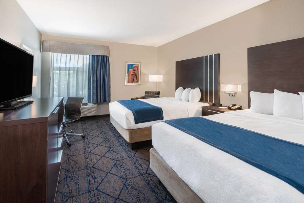 Baymont Inn & Suites Albuquerque Arpt - thumb 6