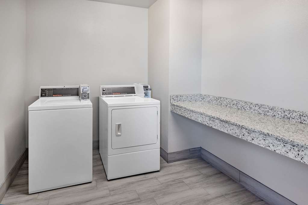 Days Inn Bernalillo - thumb 16