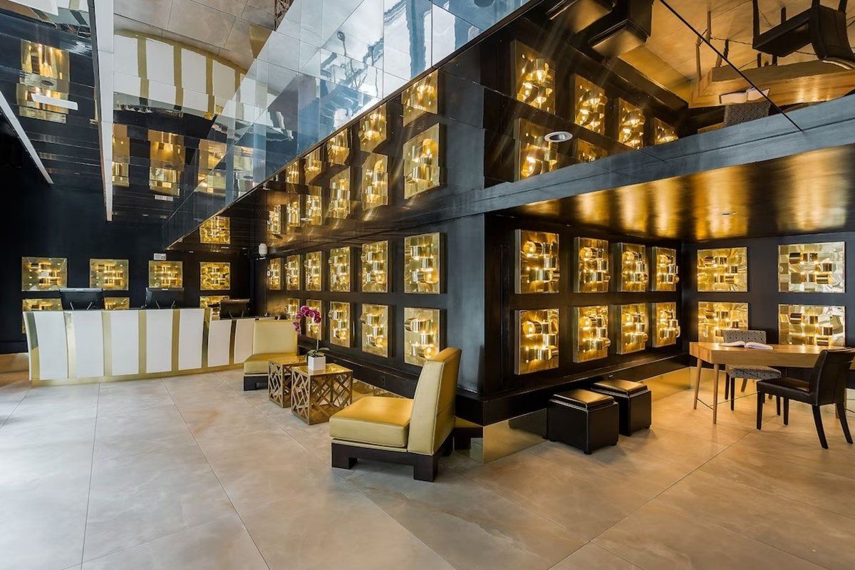 45 Times Square Hotel - thumb 2