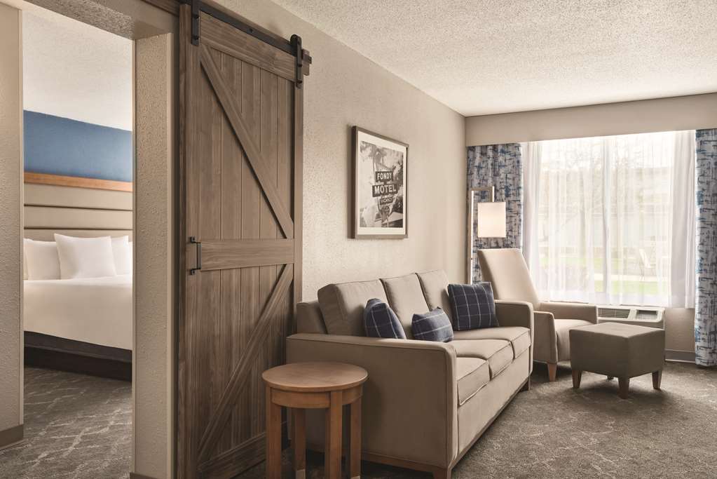 Radisson Hotel & Conference Center - thumb 13