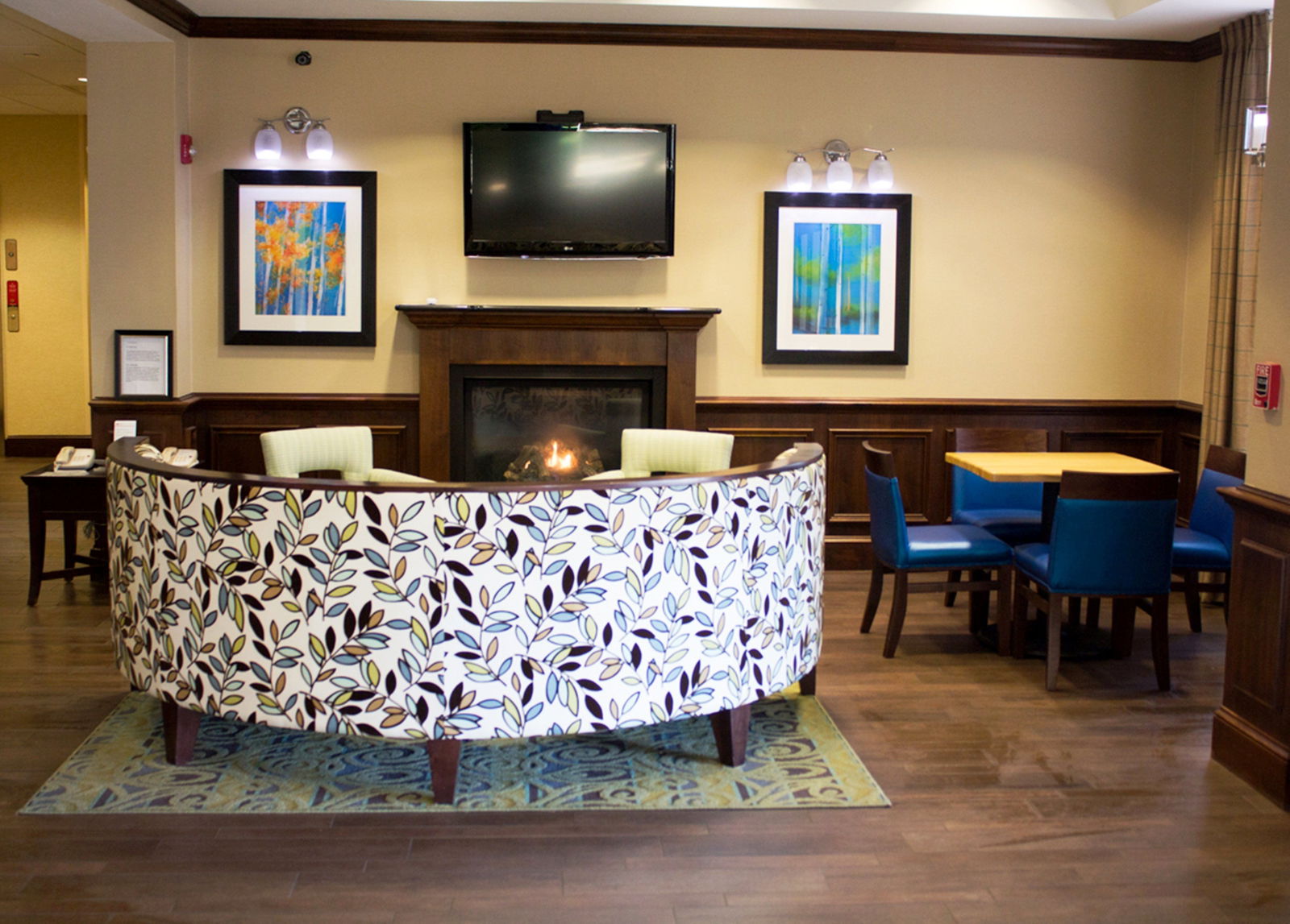 Holiday Inn Express, West Jefferson - thumb 2