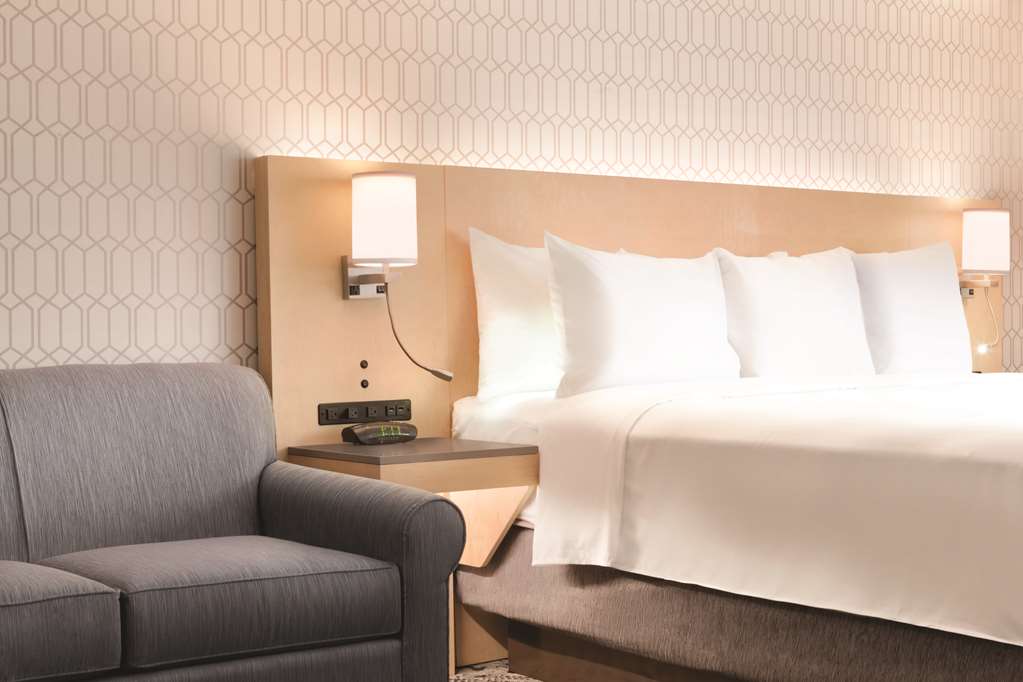 Radisson Hotel Charlotte Airport - thumb 12