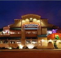 Landing Hotel - USA Accommodation