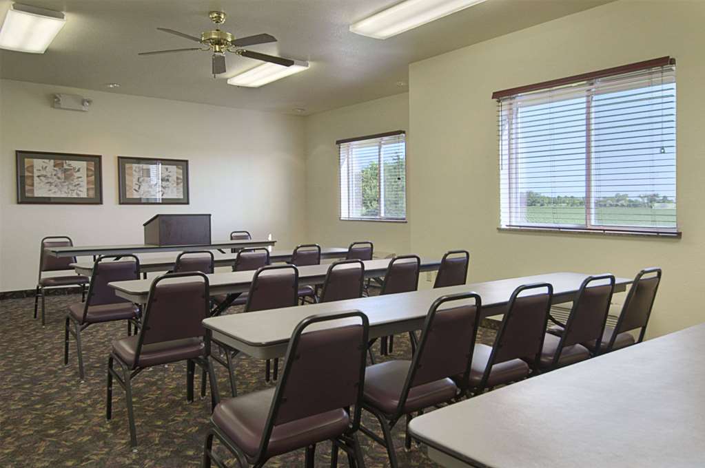 Super 8 Iola KS - thumb 11