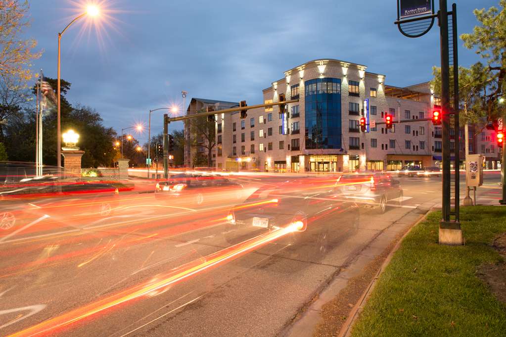 Bluemont Hotel - thumb 3