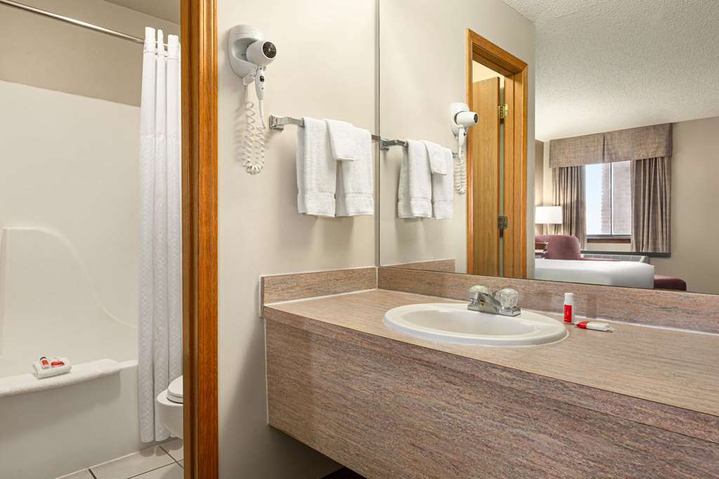 Travelodge Wellington - thumb 2