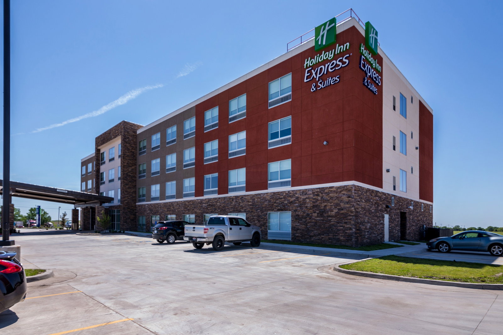 Holiday Inn Express & Suites Blackwell - thumb 1