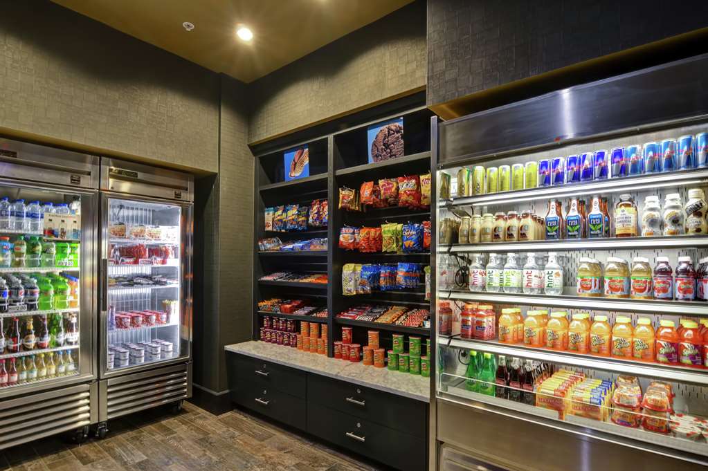 Hampton Inn & Stes Crabtree Valley - thumb 12