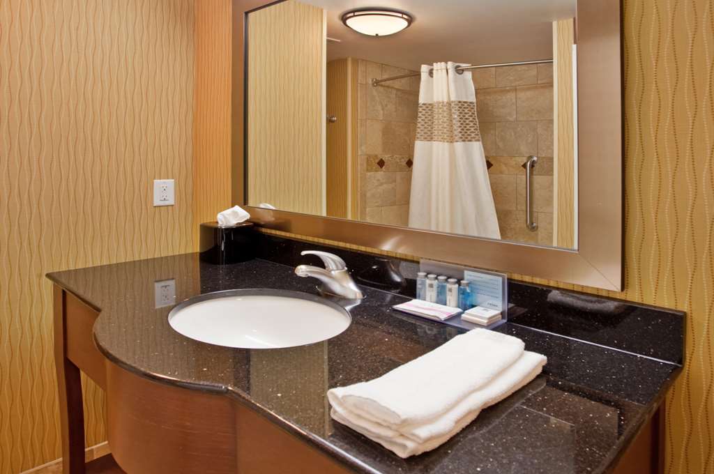 Hampton Inn & Suites Aberdeen - thumb 7