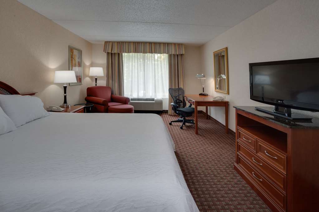 Hilton Garden Inn Cleveland Airport - thumb 5