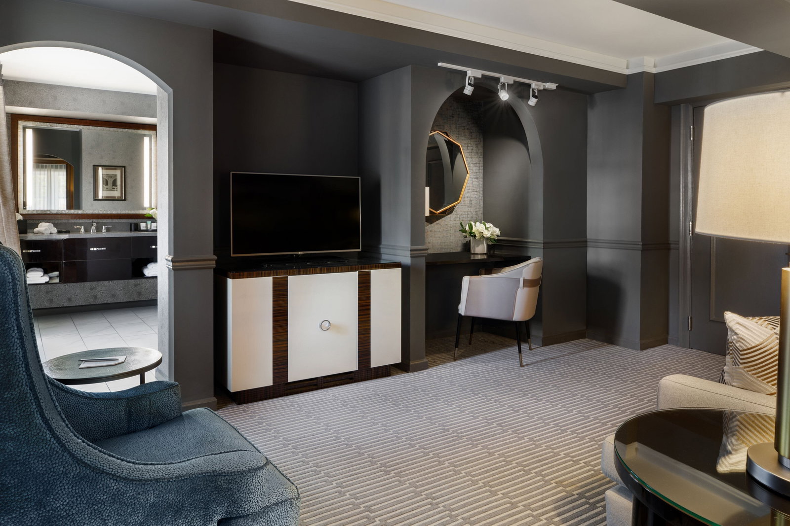 Ambassador Hotel Tulsa, Autograph Coll - thumb 12