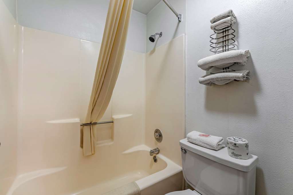 Econo Lodge La Junta - thumb 12