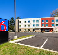 Motel 6 Allentown - Students Accommodation