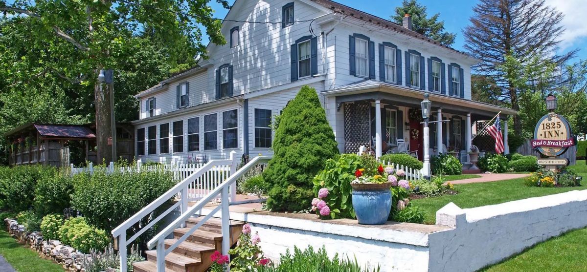 1825 Inn Bed And Breakfast - thumb 0