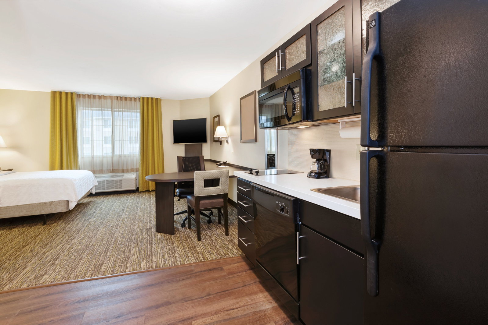 Candlewood Suites - thumb 11