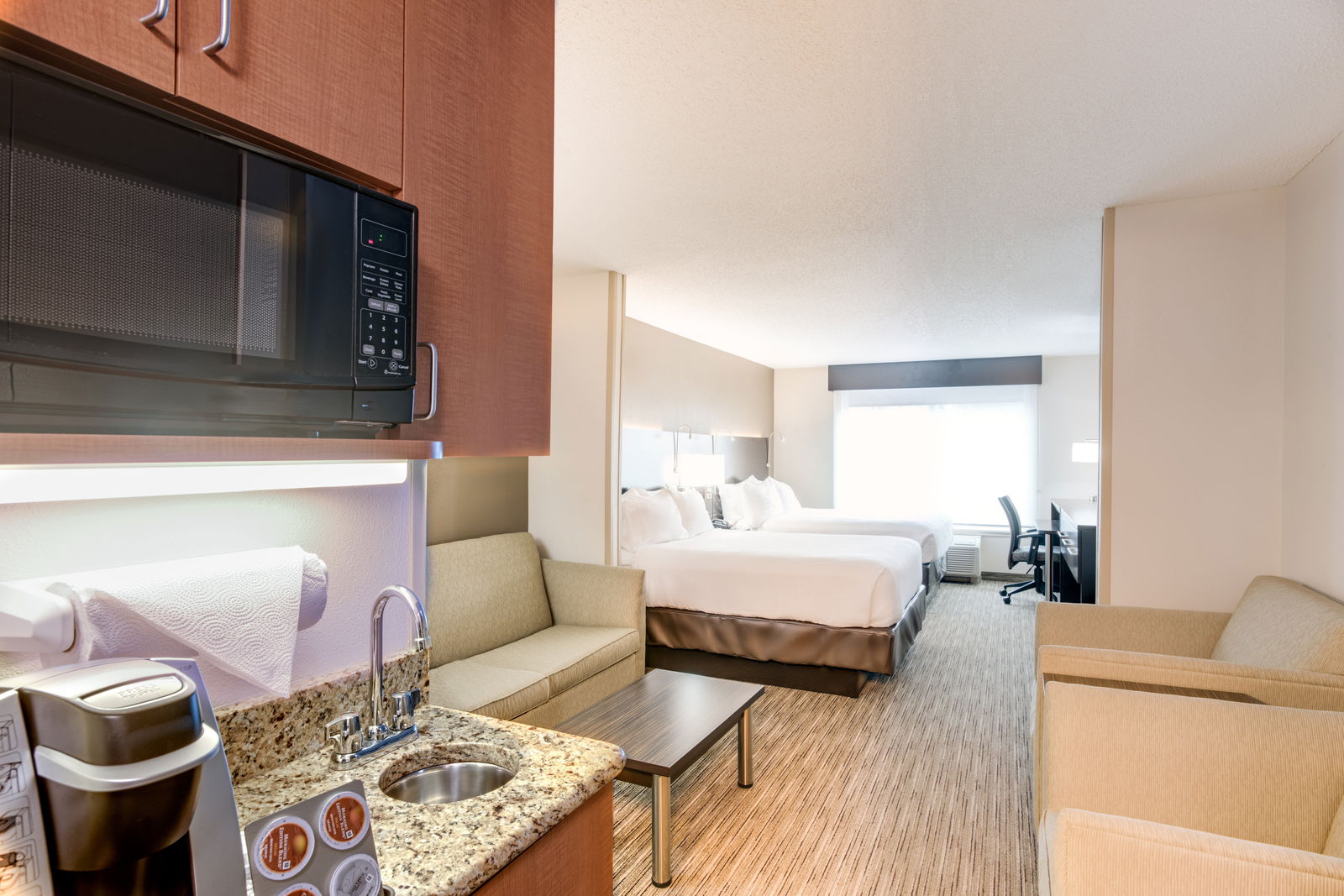 Holiday Inn Express Hotel & Suites - thumb 14