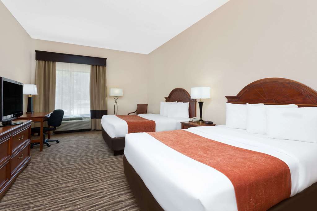 Baymont Inn & Suites Augusta Riverwatch - thumb 5