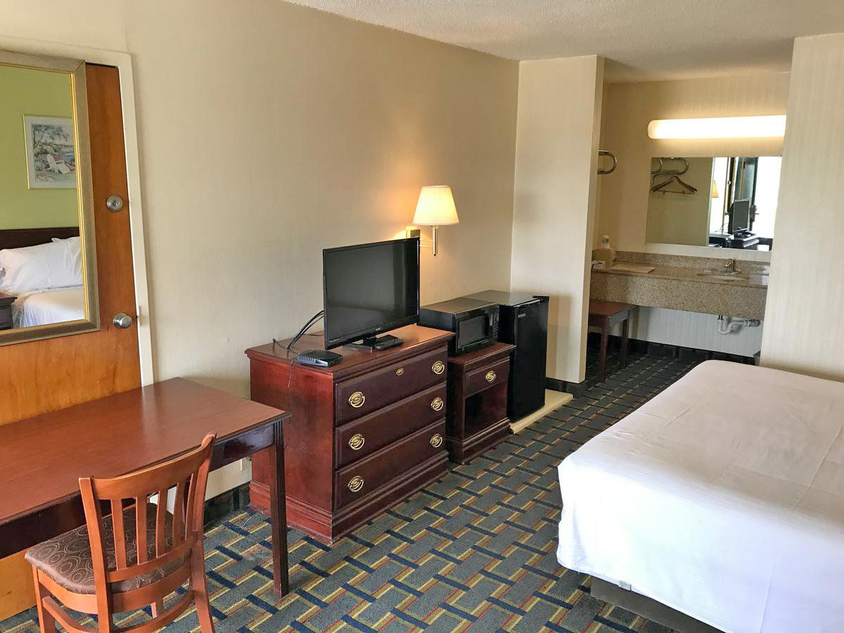 Scottish Inn - thumb 2