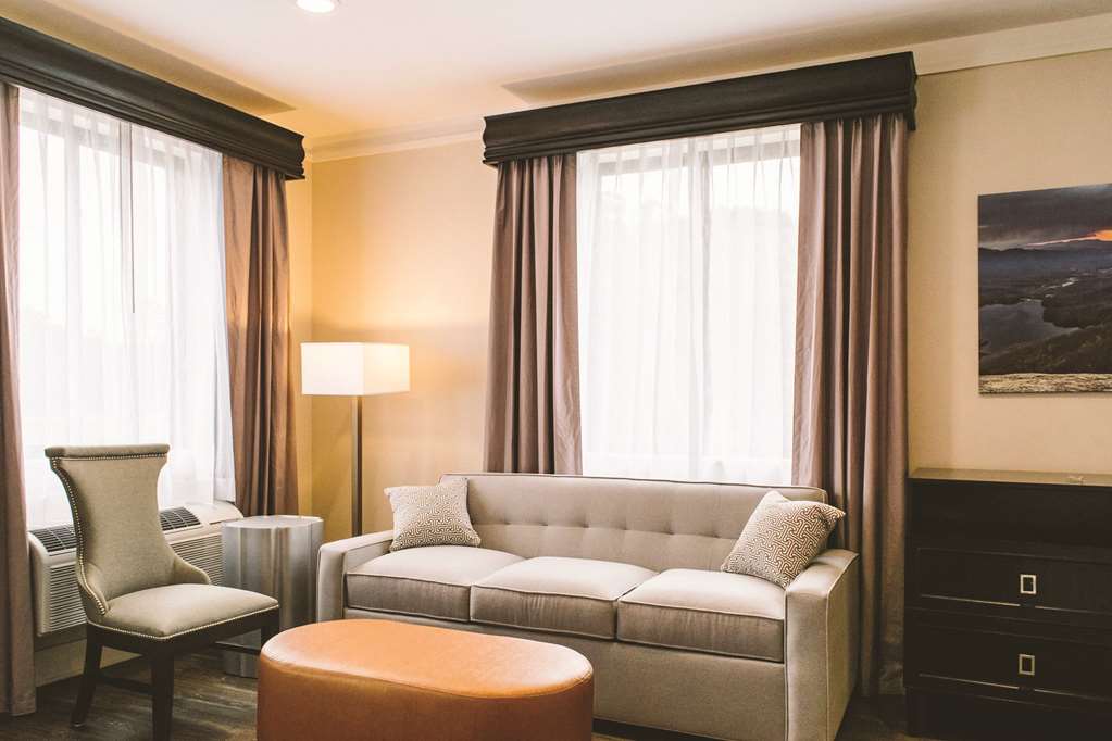 The Abernathy - thumb 4