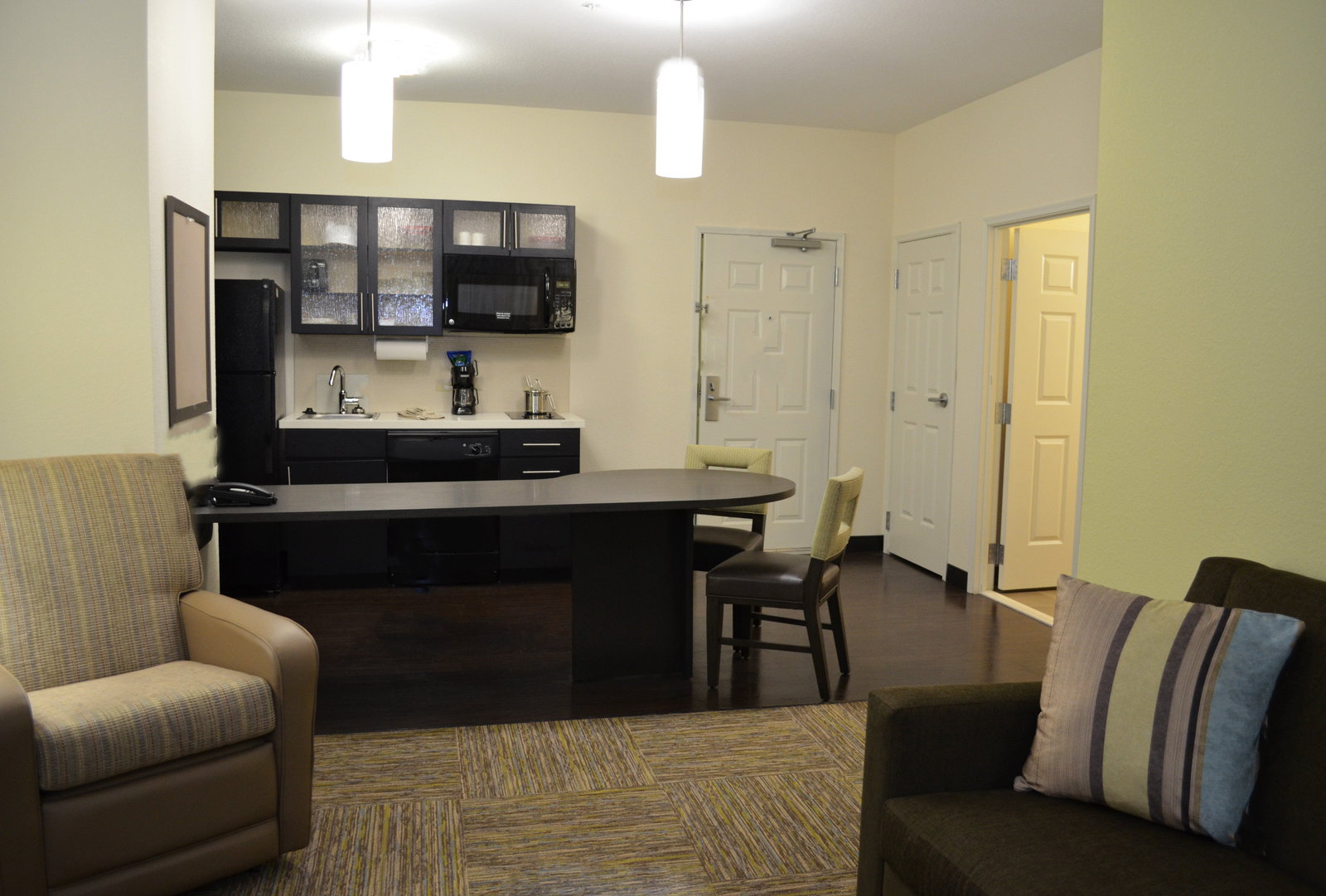 Candlewood Suites Greenville - thumb 10