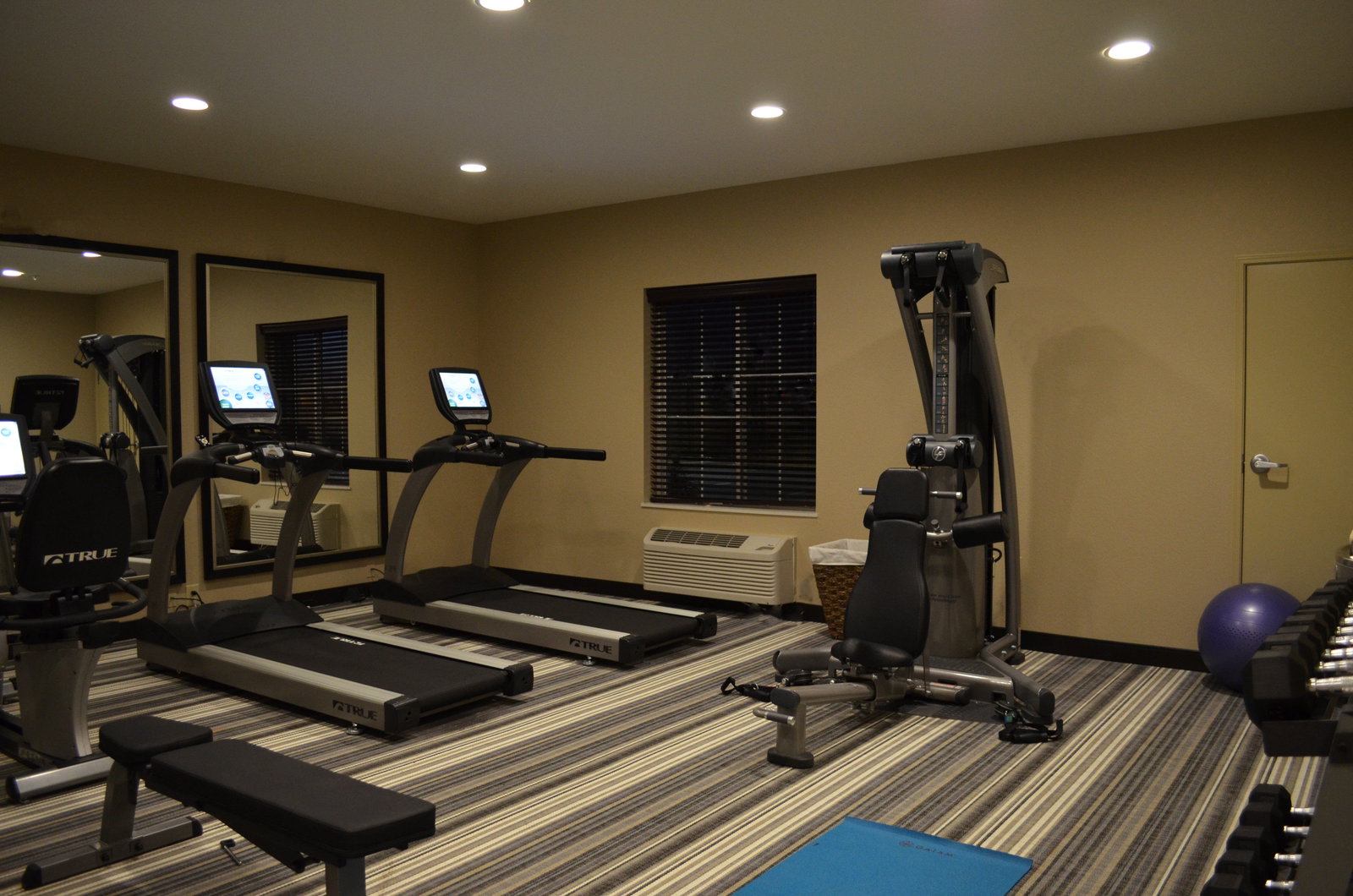 Candlewood Suites Greenville - thumb 14