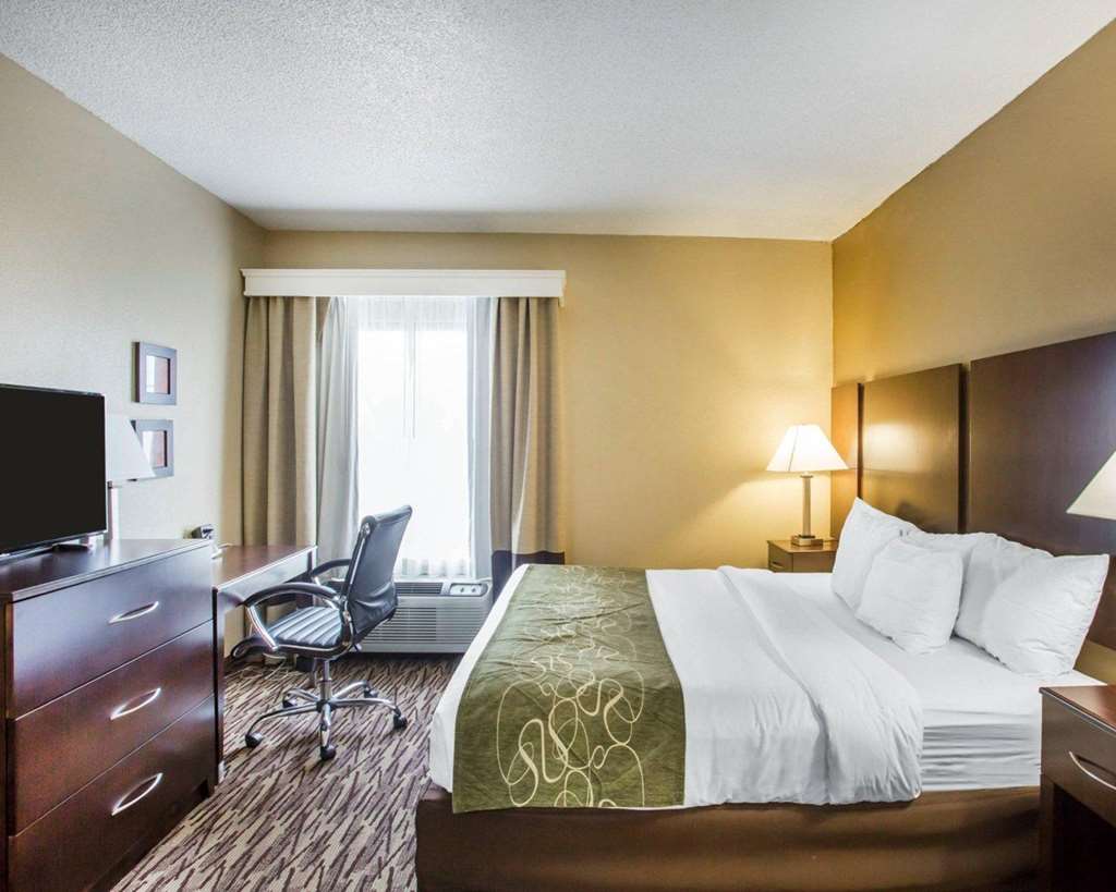 Comfort Suites - thumb 6