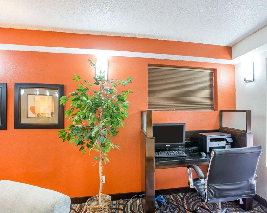 Comfort Suites - thumb 17