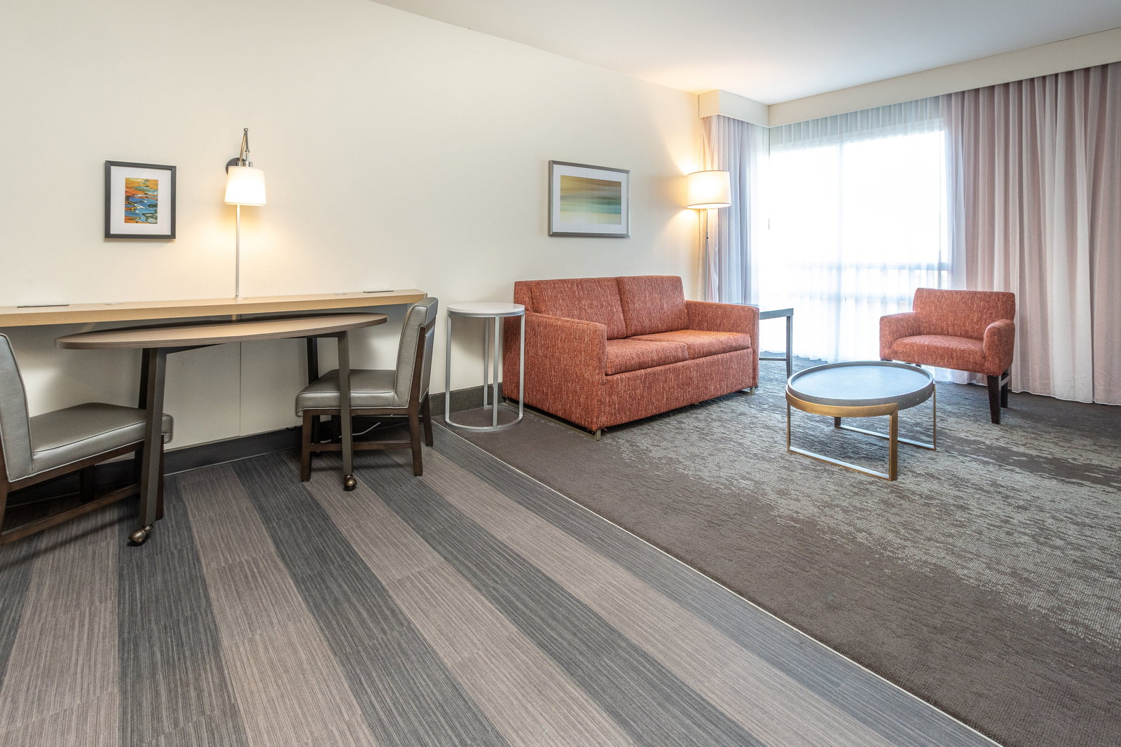 Holiday Inn Hotel & Suites - thumb 14