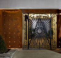 Hutton Hotel - Students Accommodation