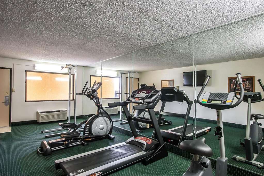 Econo Lodge Inn & Suites - thumb 16