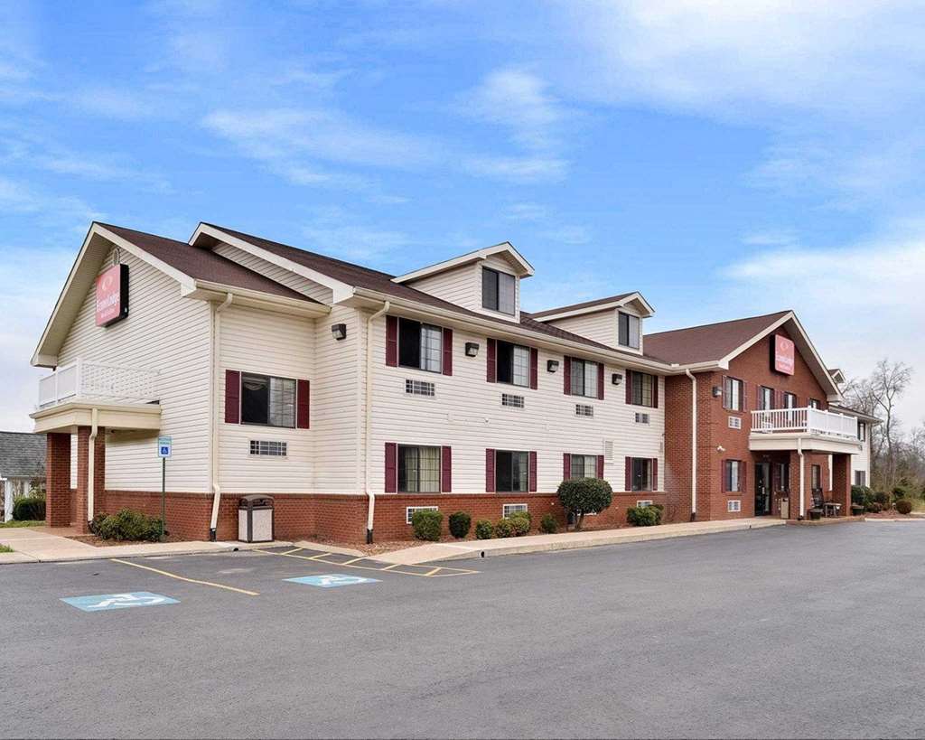 Econo Lodge Inn & Suites - thumb 0