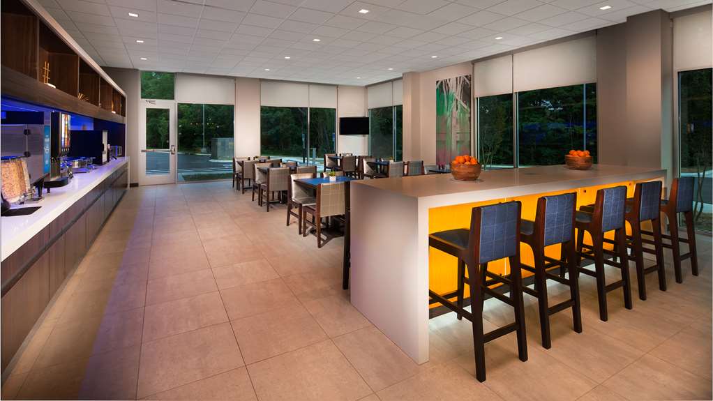 GLo Best Western Nashville Airport West - thumb 13