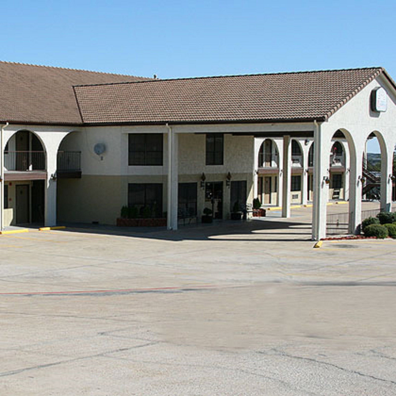 Weatherford Heritage Inn - thumb 2
