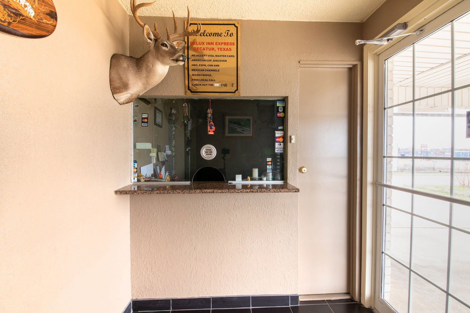 OYO Hotel Decatur TX Hwy 287 Northwest - thumb 2