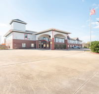 OYO Townhouse Clute Lake Jackson - Tourism Bookings