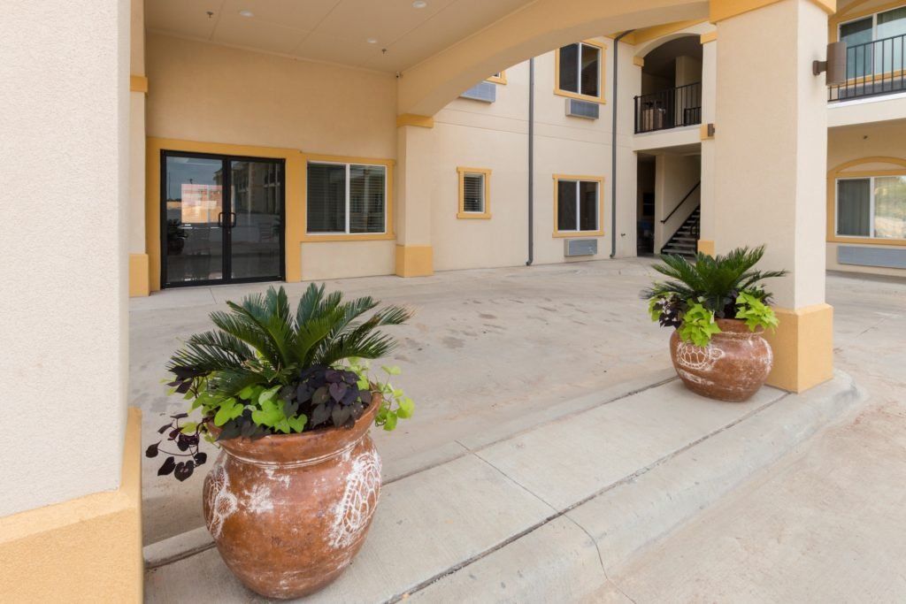 Scottish Inns & Suites - thumb 4