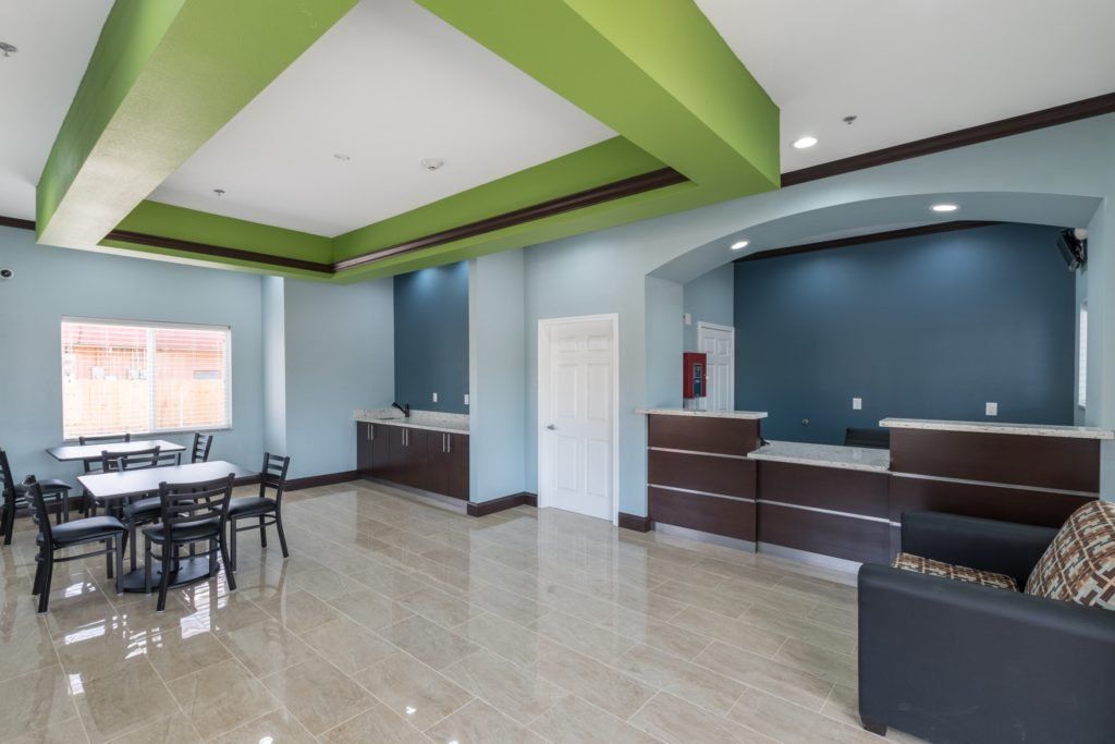 Scottish Inns & Suites - thumb 6