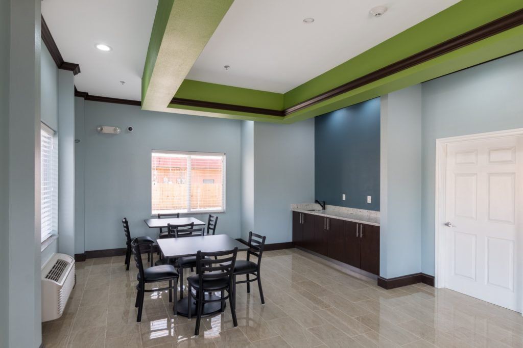 Scottish Inns & Suites - thumb 16