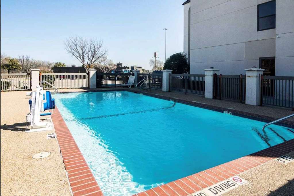 Days Inn By Wyndham Fort Worth North - thumb 9