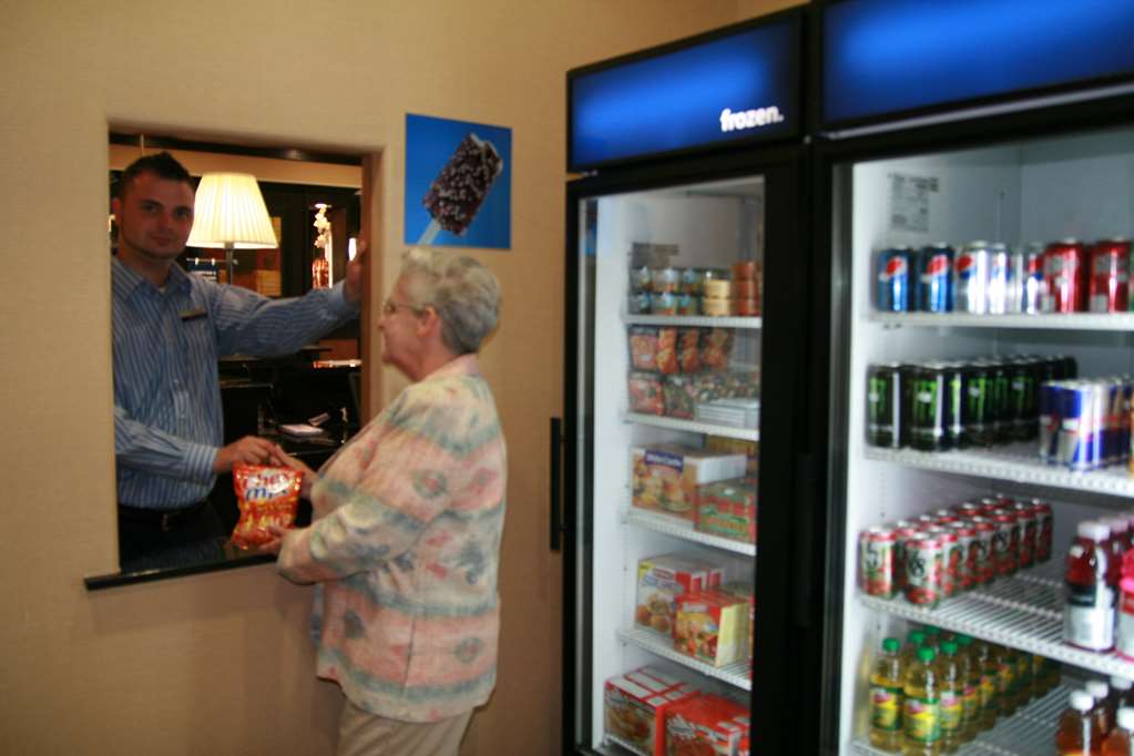 Hampton Inn & Suites Cleburne - thumb 13