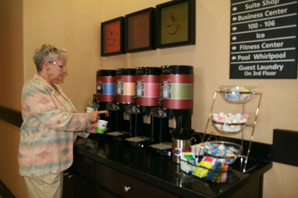 Hampton Inn & Suites Cleburne - thumb 14