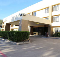 Baymont Inn  Suites Plano - Tourism Bookings