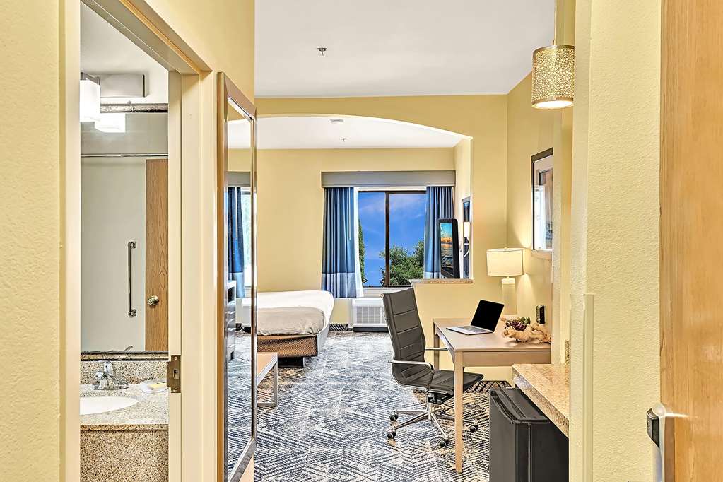 Best Western Plus Lewisville/Coppell - thumb 5