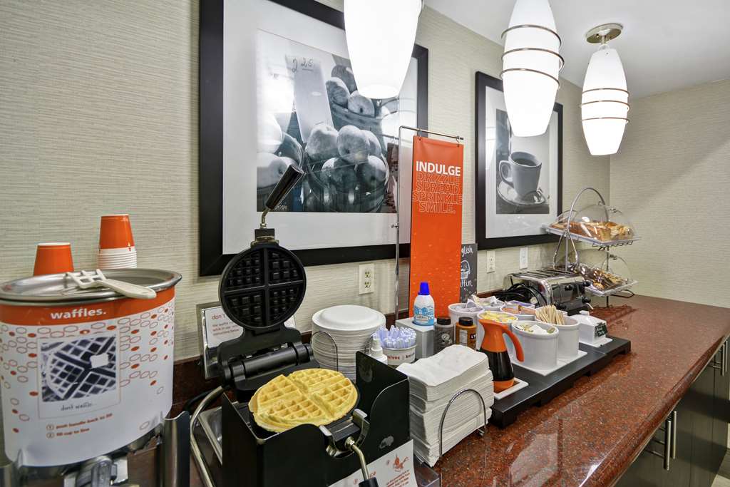 Hampton Inn & Suites Corpus Christi I-37 - thumb 13