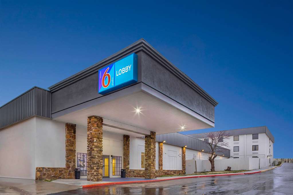 Studio 6 Bartlesville - thumb 2