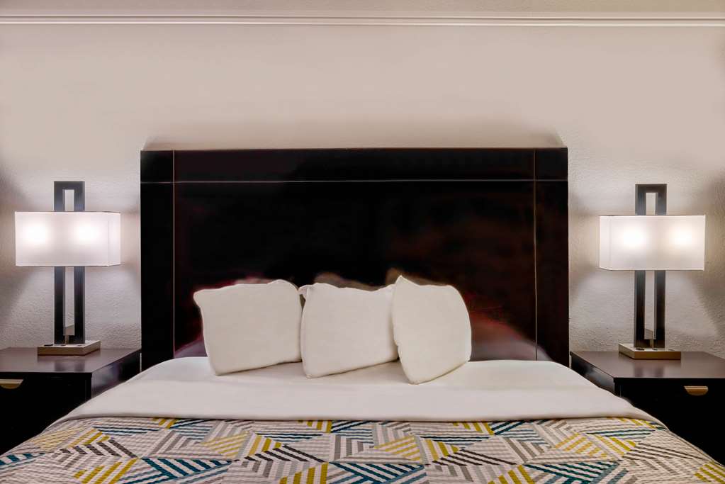 Motel 6 Bartlesville - thumb 5