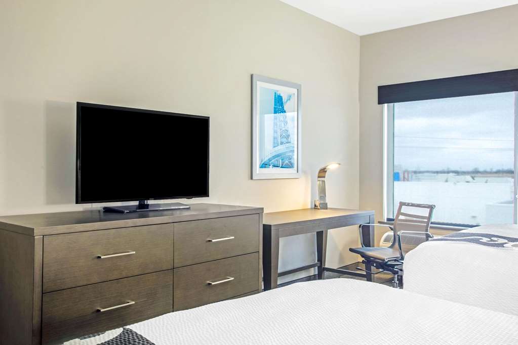 La Quinta Inn & Suites Ponca City - thumb 6