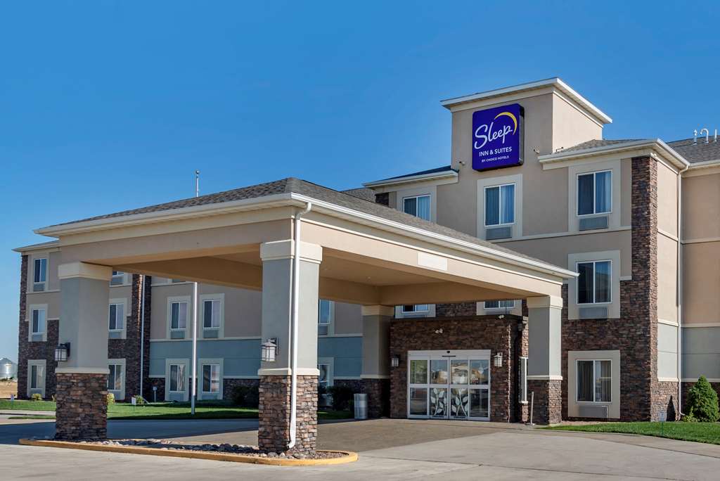 Sleep Inn & Suites - thumb 1