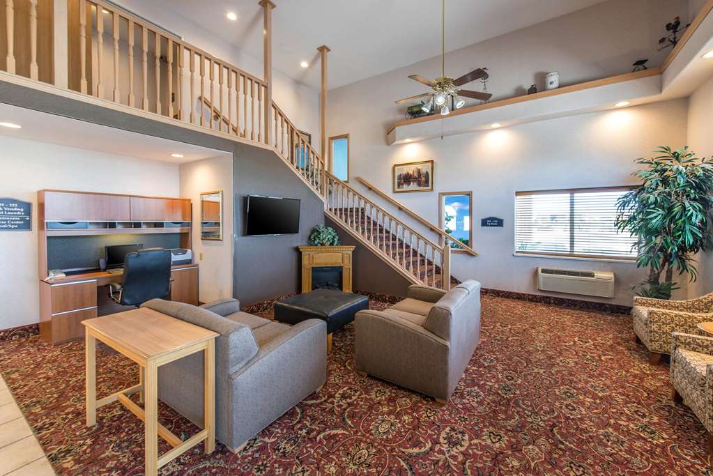 Quality Inn Hotel - thumb 3